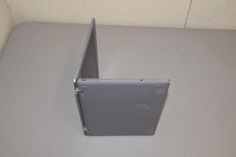 Samsung Chromebook 4 XE310XBA 11.6" intel Celeron N4000 4GB RAM 32GB SSD gallery
