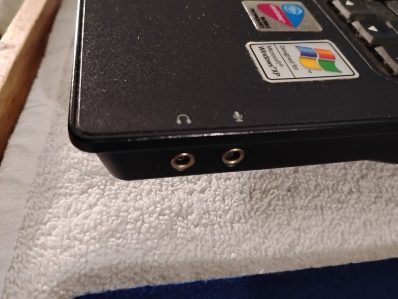 HP Compaq nx6110 14" Laptop - Windows 7 Pro - plus EXTRAS gallery