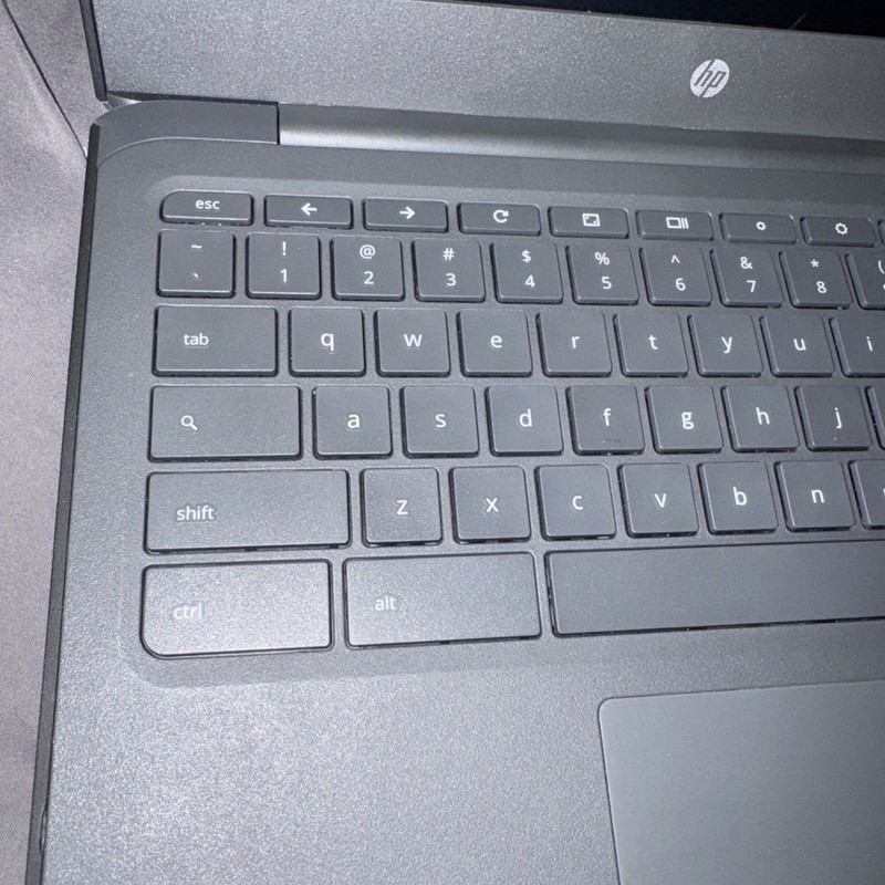 HP Chromebook 11 G6 EE 11.6" 16GB N3350 ChromeOs dark gray runs well nice clean gallery
