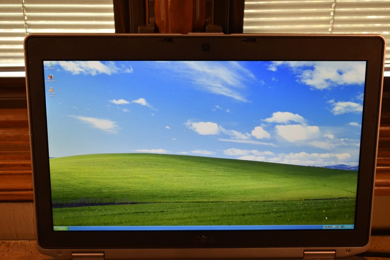 Dell Latitude E6530 15.6" Intel Core i7-3540M 4GB 128GB SSD Windows XP 1920x1080 gallery