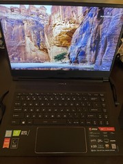MSI GS65 STEALTH-006 15.6 inches i7-8750H RTX 2060 16GB RAM 512GB SSD Laptop