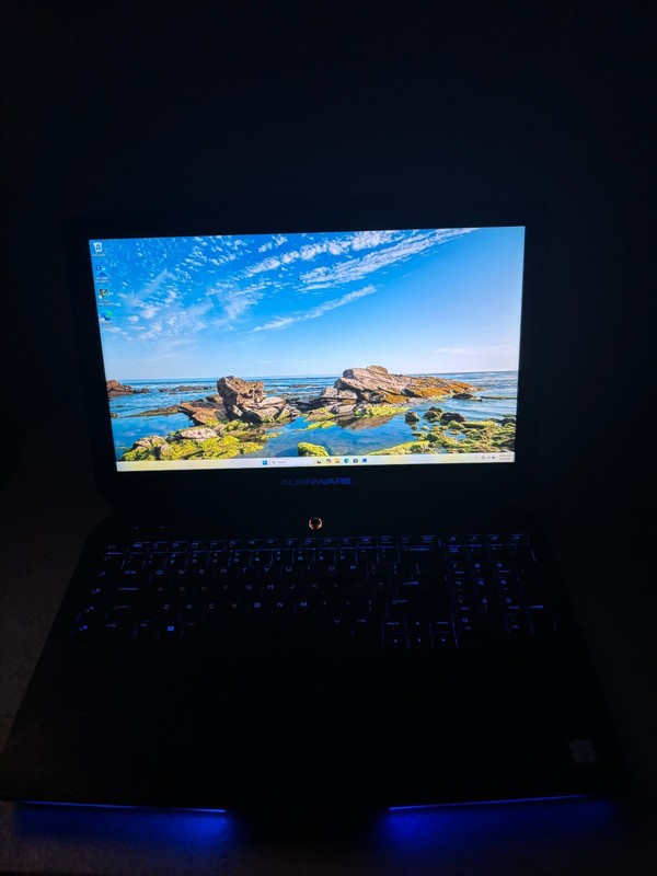 ALIENWARE 17 R3 GAMING i7-6700HQ 2.6GHZ RAM 8GB SSD 512GB NVIDIA GTX 970M gallery