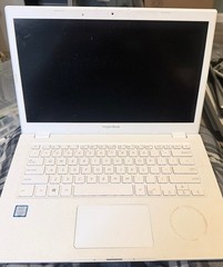 ASUS ImagineBook 14 MJ401TA | m3-8100Y | 4GB RAM | Unknown SSD