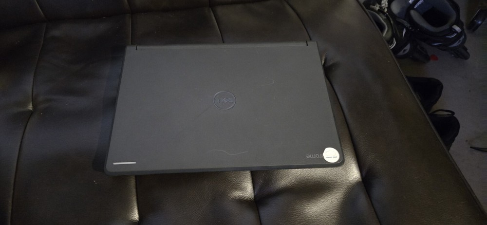 Dell Chromebook 11.6" (16GB eMMC, Intel Celeron, 2.16 GHz, 4GB) Laptop -...