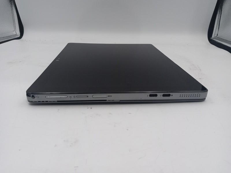 Dell Latitude 7200 2in1 12.3" Tablet i5-8365U 16GB 256GB Windows 11 - READ -RR gallery