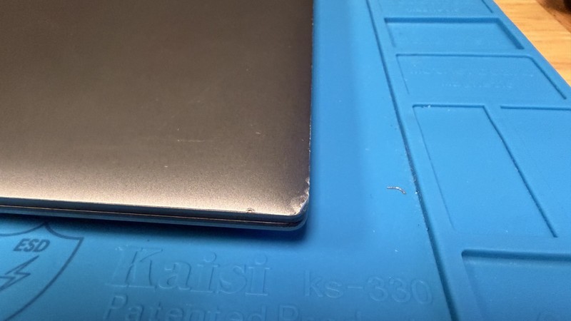 Dell Precision 5680 - 16" FHD+ - i7-13700H - 1TB SSD - 32 GB LPDDR5 (READ DESC) gallery