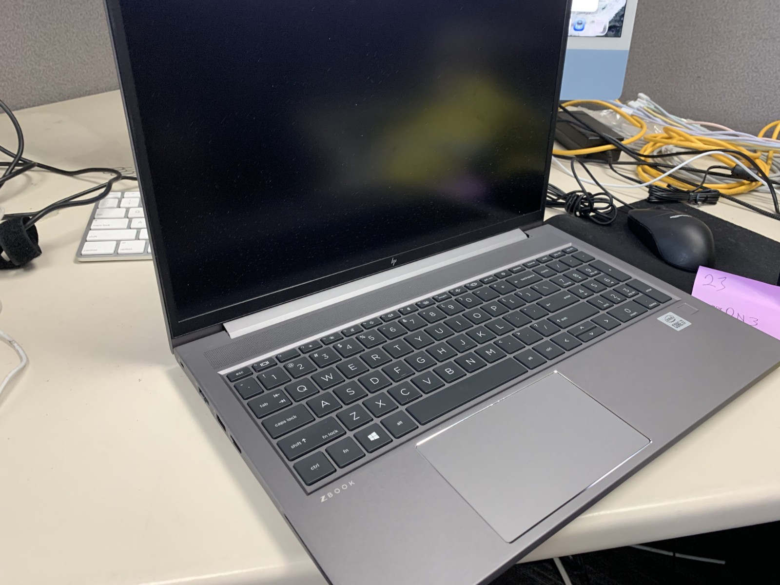 HP ZBook G7 15" 16GB 256GB SSD i7 2.7ghz gallery