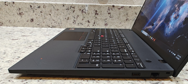 Lenovo ThinkPad T16 Gen 4 (Touch) --- Ryzen AI 7 PRO 350 32GB 1TB SSD WTY 2029 gallery