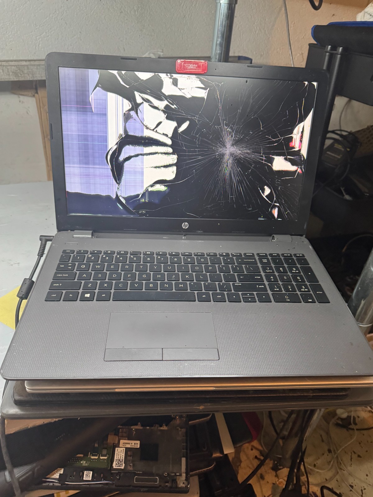 HP 255 G6 Laptop for Parts/Repair #5358 gallery