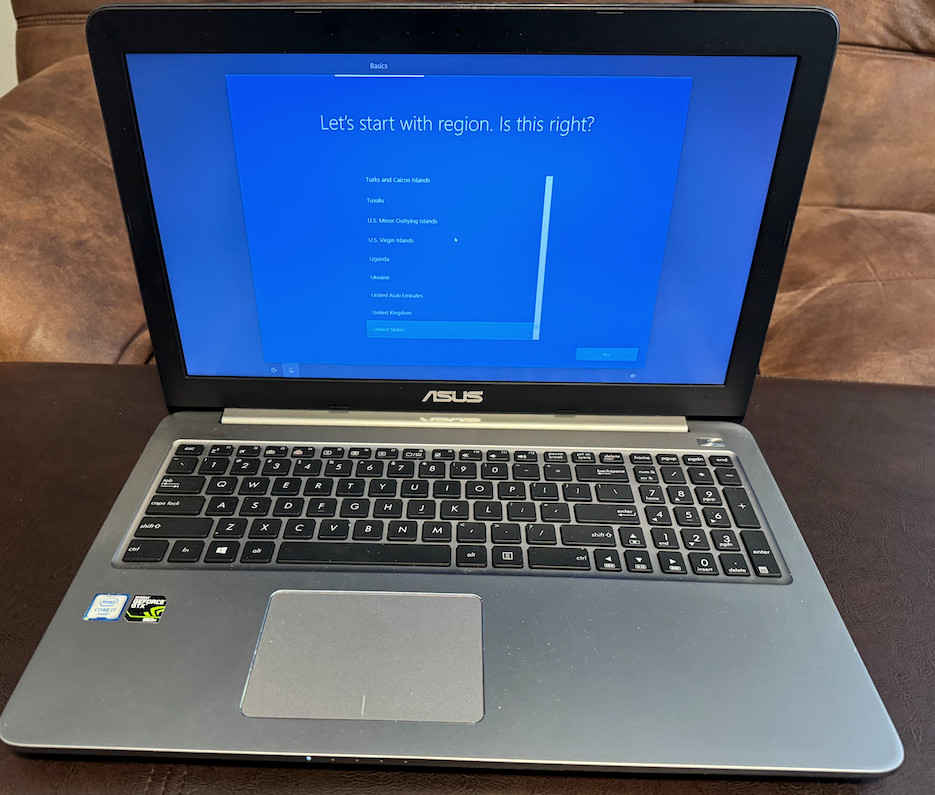 ASUS K501UW-AB78 15.6-inch Full-HD Gaming Laptop-Intel Core i7, GTX 960M, 16GB