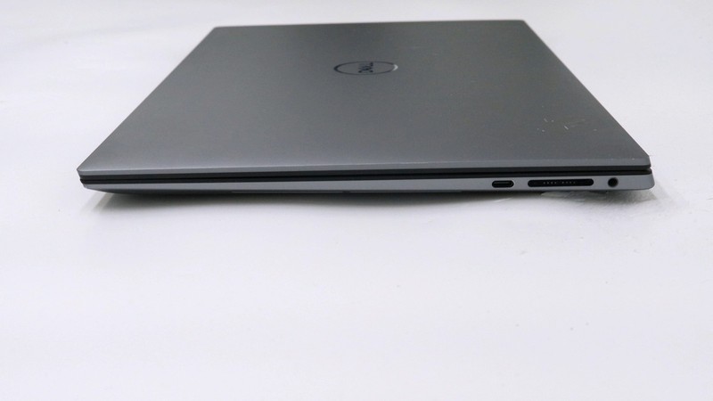 Dell Precision 5570 15" i5-12600h 16GB 256GB - Very Good gallery