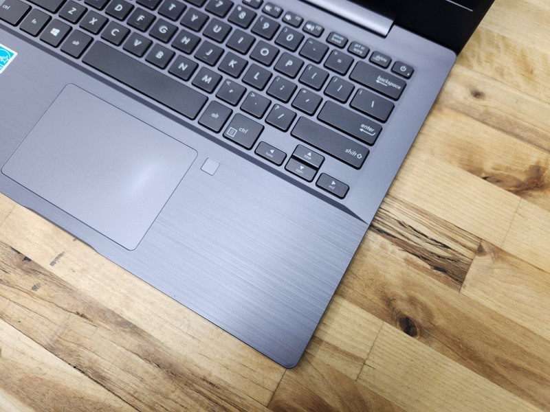 ASUS ExpertBook P5440F 14" FHD i7-8565U 1.8GHz 16GB 256GB SSD Windows 11 Pro ~ gallery