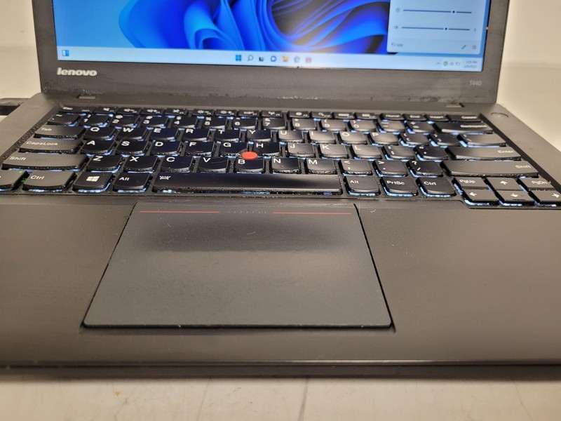 Lenovo ThinkPad T440 14" i5-4299u 1.6ghz 12gb ram 128gb ssd w11p PC02ASF5 gallery