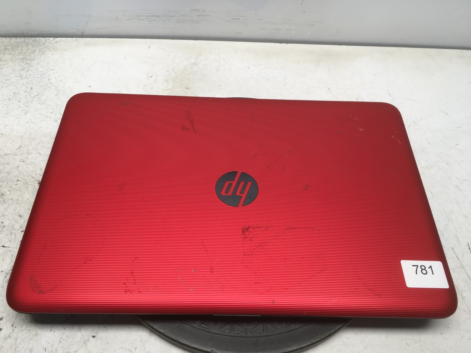 HP 15-BA014WM AMD E2-7110 1800MHz 8 GB NO HDD gallery