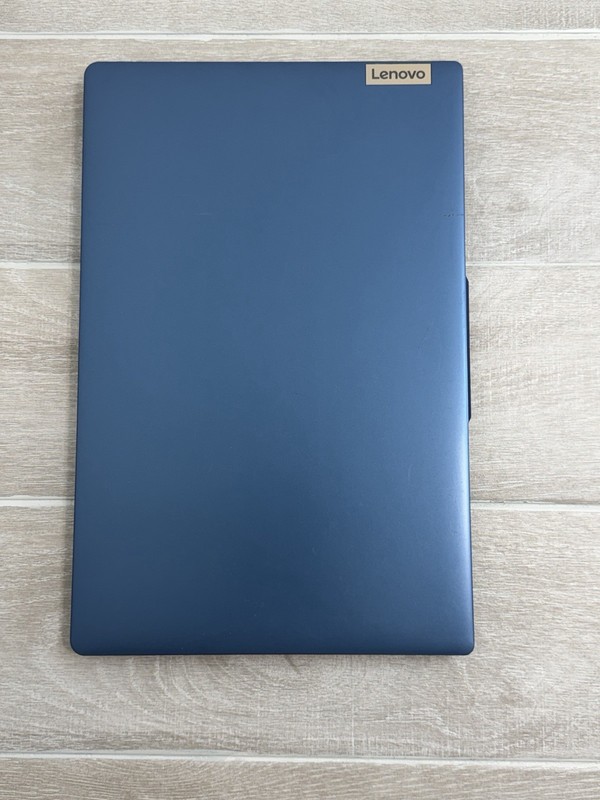 LENOVO IdeaPad Slim 3 15IAN8 15.6" FHD Core i3-N305 8GB RAM 256GB NVMe Win-11 gallery