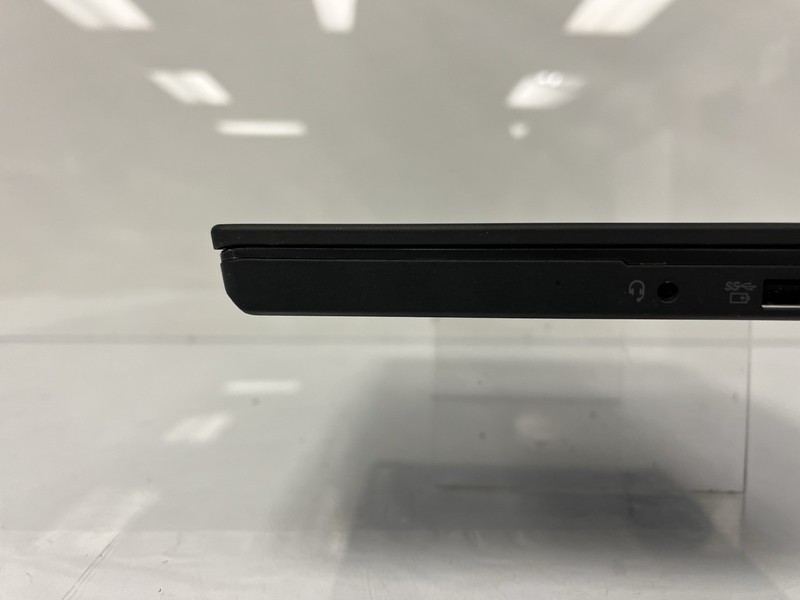 Lenovo ThinkPad x240 Laptop Intel i7-4600U 2.10GHZ 8GB RAM NO HDD FOR PARTS gallery