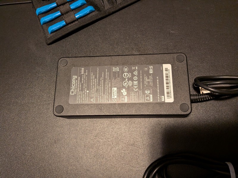 MSI GE76 Raider 11UH-245 | RTX 3080 | i7-11800H | 32GB RAM | 2TB Samsung 980 Pro gallery