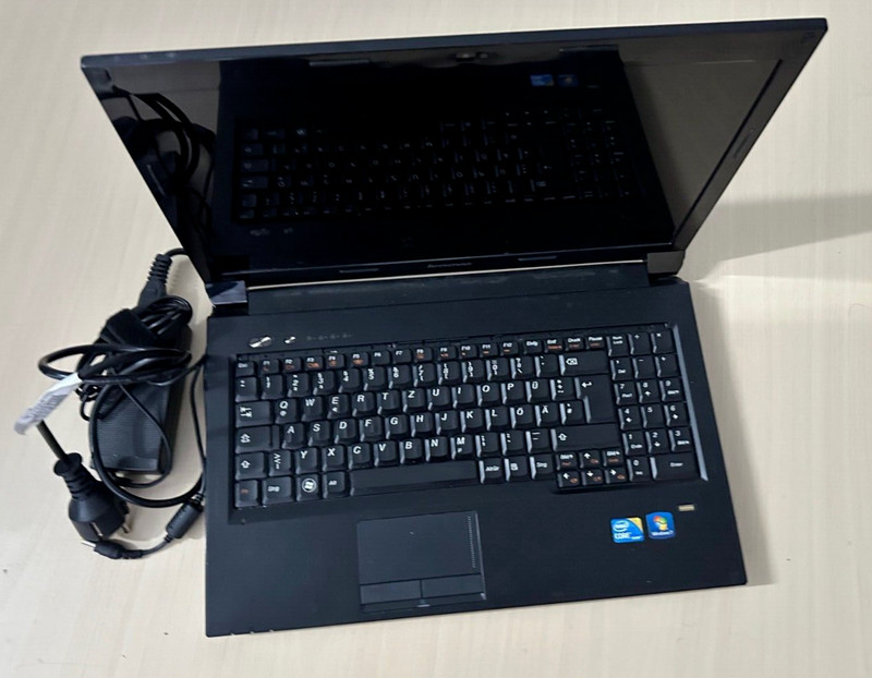Notebook Lenovo B560 intel i5 M460 2.53 GHz without HDD 8 GB RAM WebCam used gallery