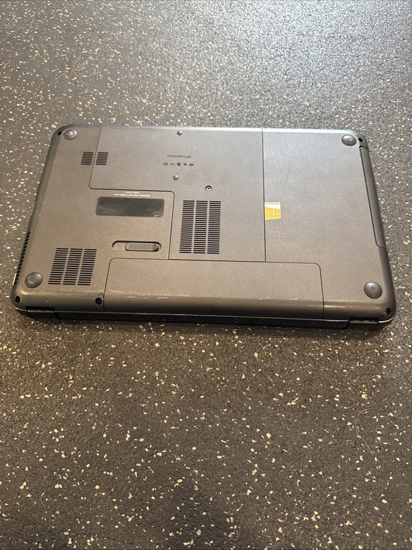 HP PAVILION G6 1C77NR - M370 16" 640 GB A7-4500M APU 4 GB of RAM Factory reset gallery