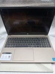HP LAPTOP 15-FD0XXX 238GB/128MB -8GB INTEL (R) CORE (TM) I3-N305 (1. (TDW045883)