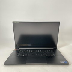 Razer Blade 17 240Hz 2K 2.4 GHz i7-12800H 64GB 1TB SSD NVIDIA RTX 3070 Ti Good