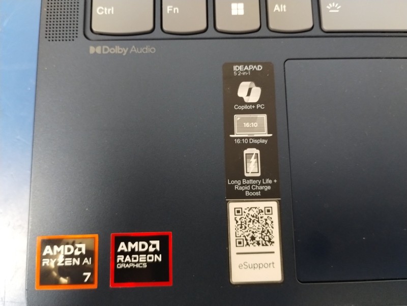 LENOVO IdeaPad 5 2-in-1 14AKP10, AMD Ryzen AI 7 350, 16 GB RAM, 1 TB NVMe SSD gallery