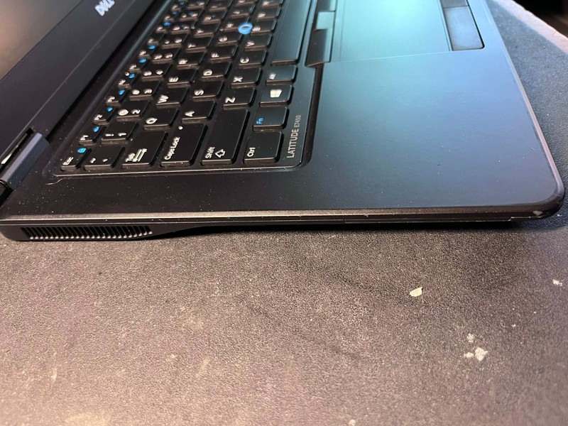 Dell Laptop Linux Mint i5| 240GB SSD 8GB| Brand New Battery | 1 Year Warranty gallery