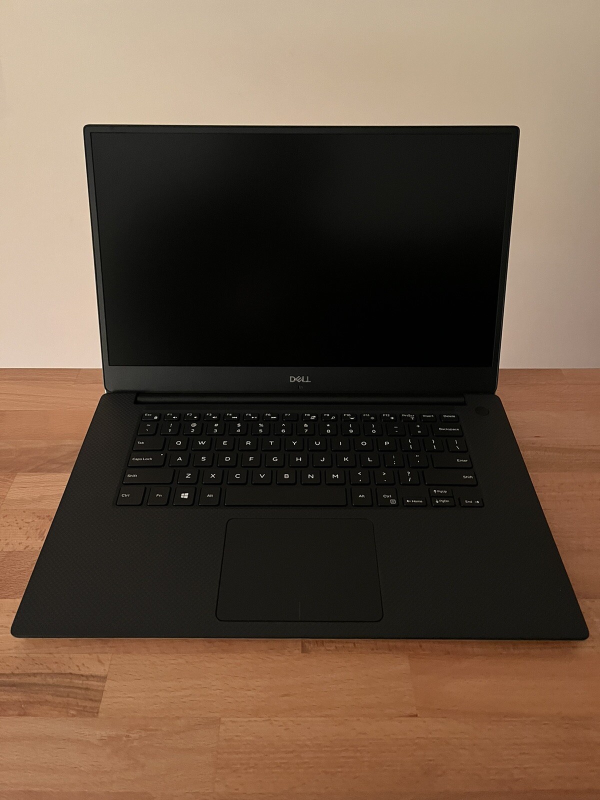 Dell XPS 15 9570 gallery