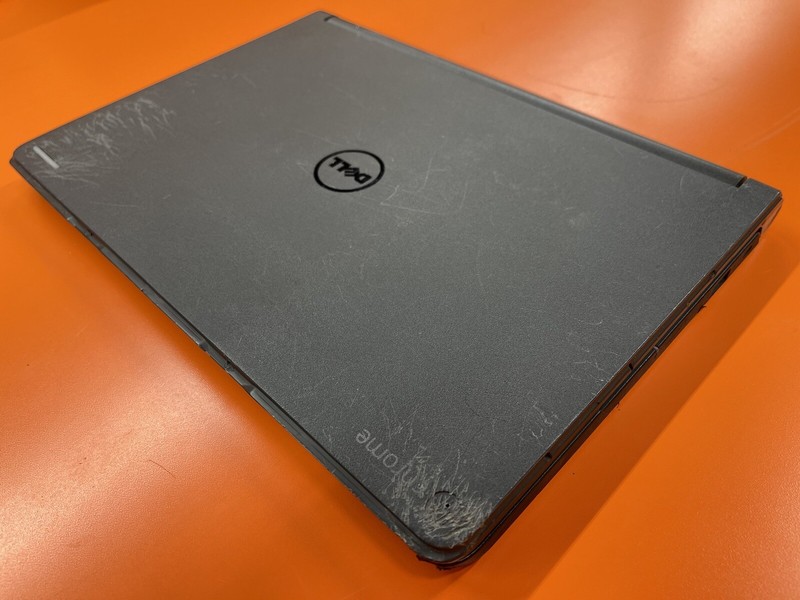 Dell P22T laptop for parts/repair gallery