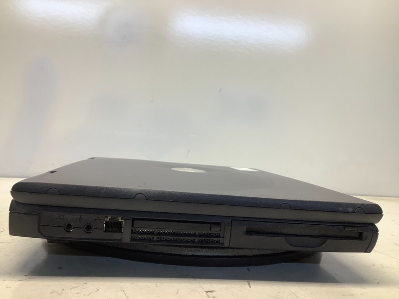Dell Inspiron 2650 Intel Pentium 4-M 1.2GHz 384 MB NO HDD gallery