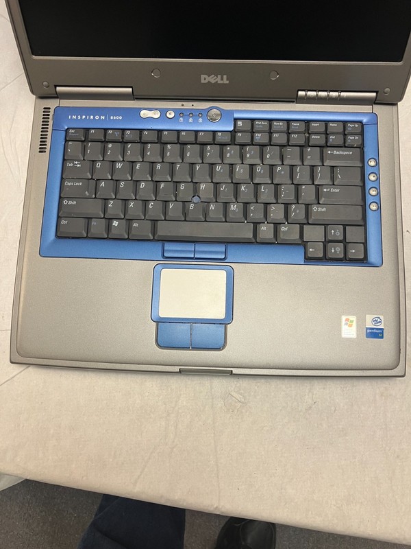 Dell Inspiron 8600 Intel Pentium M 1.40 ghz, 512 MB NO HDD FOR PARTS gallery