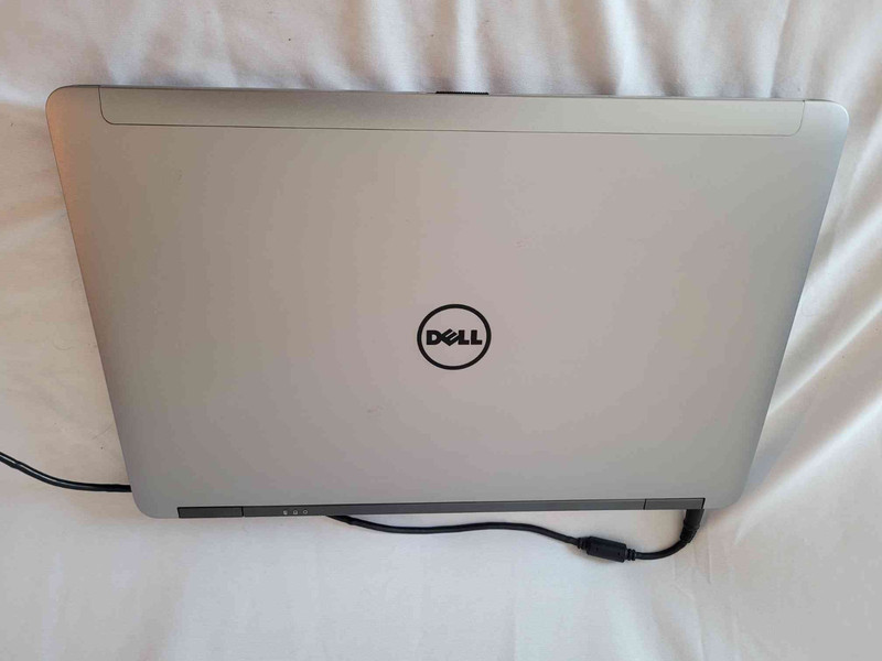 Dell Latitude Laptop PC E6540 i5-4310 Intel HD 4600 8GB 80GB gallery