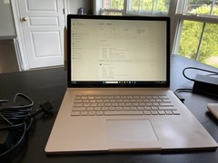Surface Book 2 i7 16GB GTX 1060 + Surface Dock, Pen, Mouse, Charger