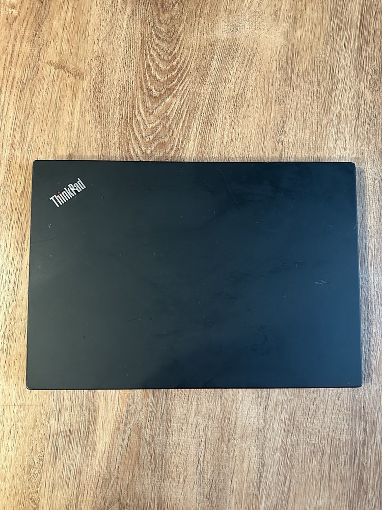 Lenovo ThinkPad P43s 14" i7-8th 16GB Quadro P520 NO HDD