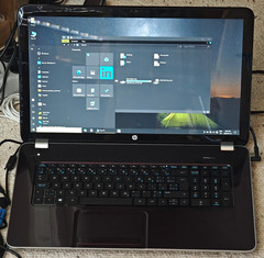 hp 17-e120 laptop – 500GB HDD, 4GB RAM, AMD A4-5000, Radeon HD 8330