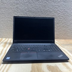 Lenovo E580 15.6″ Laptop 1.6GHz i5-8250U NO RAM NO DRIVE BAD SCREEN.BROKEN