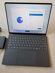 Microsoft Surface Laptop 5G 13.8″ 2K 120 Hz Touch Core Ultra 5 236V – 16GB 256GB