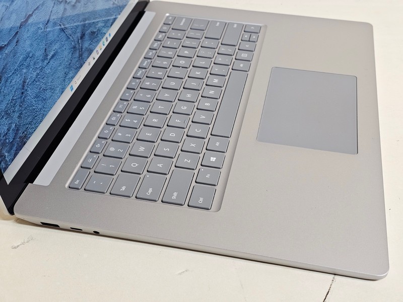 Microsoft Surface Laptop 3 1872 - i5-1035G7 8GB 128GB SSD - 15" Touchscreen - SP gallery