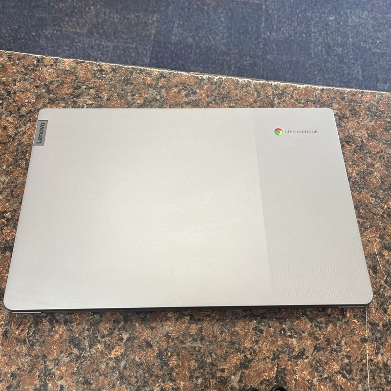 Lenovo IdeaPad 3 Chrome 15IJL6– 15.6″ FHD –Celeron N4500–4 GB RAM–64GB eMMC–Gray gallery
