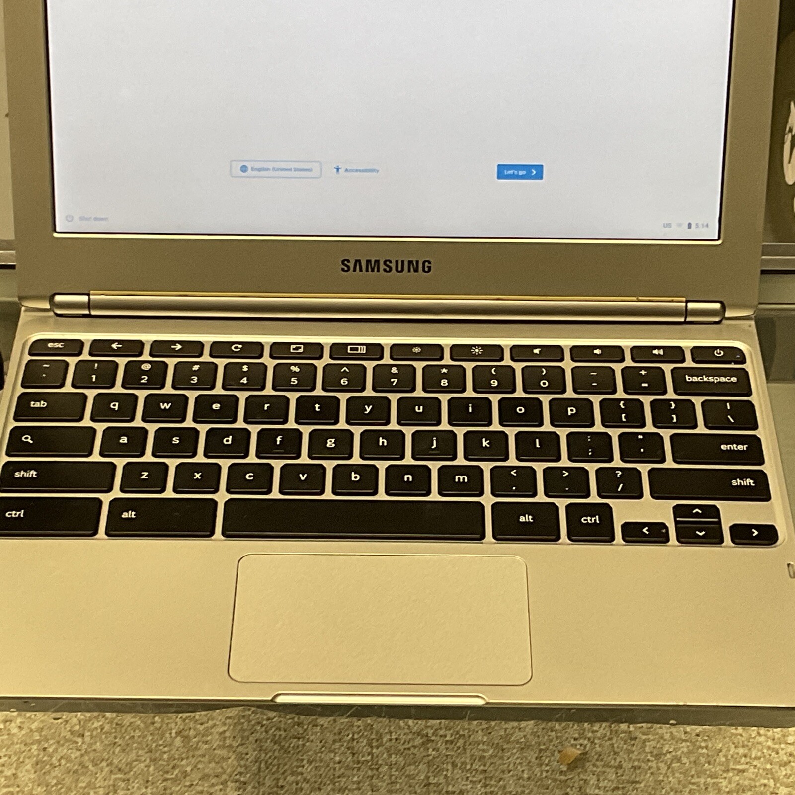 Samsung Laptop Chromebook XE303C12-A01US, Dual-Core 1.7GHz 2GB 16GB gallery
