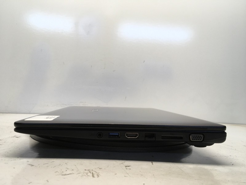 Asus X501A-HPD121H Intel Pentium B980 2.4GHz 4 GB NO HDD gallery