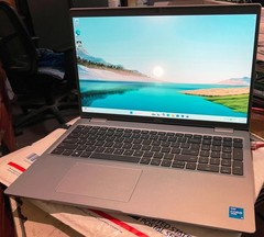 Dell Precision 3561 Core i5-11500H 2.90GHz 16GB 1TB Samsung 9A1 4.0 NVMe SSD W11
