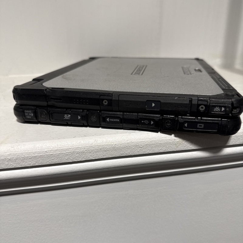 Panasonic Toughbook CF-20 Core m5-6Y57 1.10GHz 8GB For Parts/Repair gallery