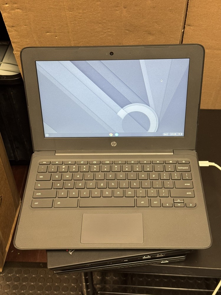 HP 11.6" Chromebook 11 G6 EE w/Celeron 1.1GHz/4GB/16GB (3NU57UT)