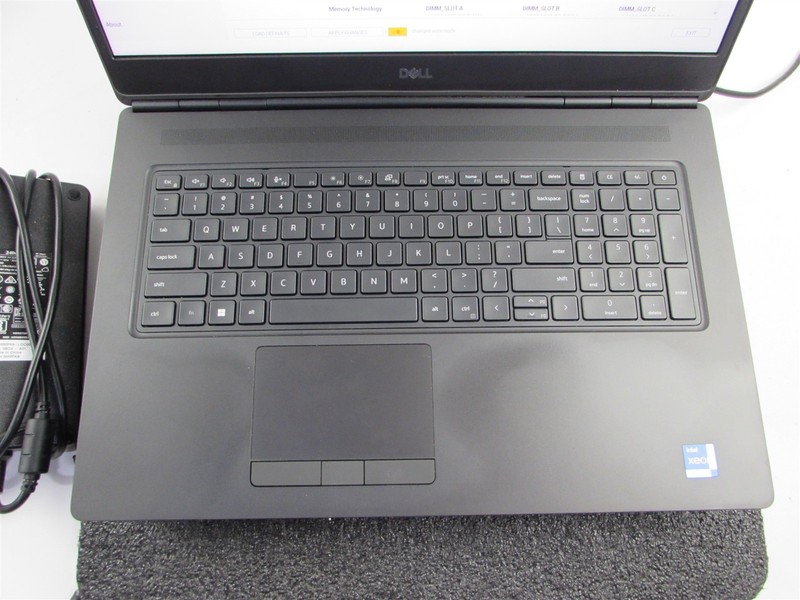 DELL PRECISION 7760 FHD XEON W-11855M 1TB 64GB RAM RTX A5000 WIN 11 PRO NO BATT gallery