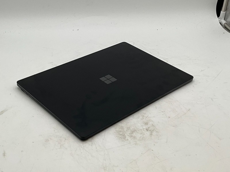 Microsoft Surface Laptop 5 15" i7-1265U 16/512B Iris Xe 0F34HYX23453FB gallery