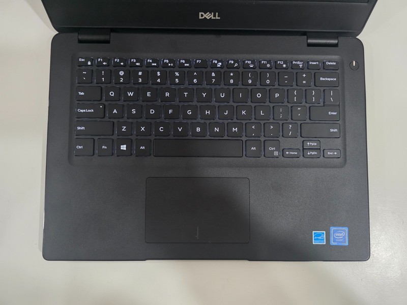 Dell Wyse 5470 Celeron 4GB 16GB Linux Mint Webcam Bluetooth gallery