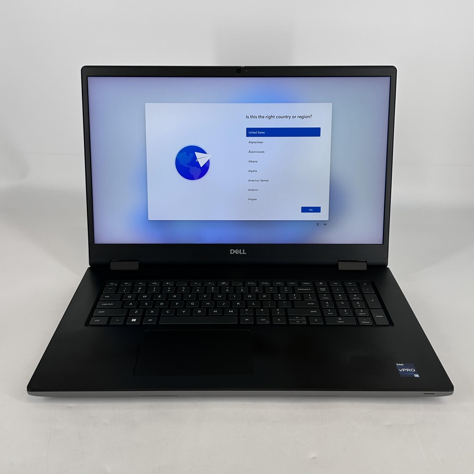 Dell Precision 7770 17.3 FHD 2.3 GHz i9-12950HX 32GB 512GB RTX A5500 LCD BLEED gallery