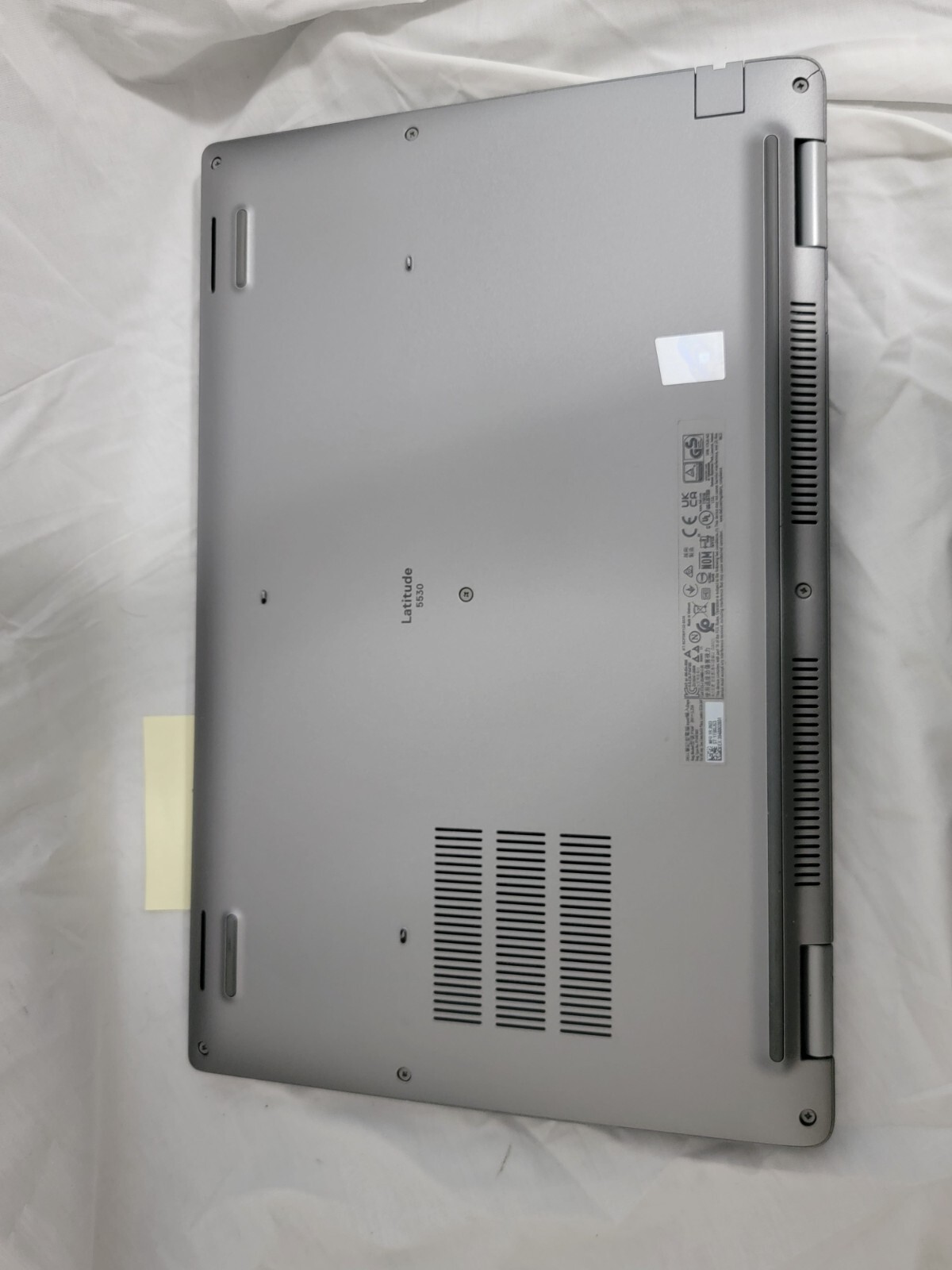 Dell Latitude 5530 | i7 12th Gen | 16 GB RAM | P104F001 | Grade B gallery