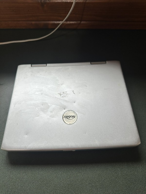 Vintage Nobilis Laptop Model GREEN550 G551 Windows XP Pro l WORKS gallery